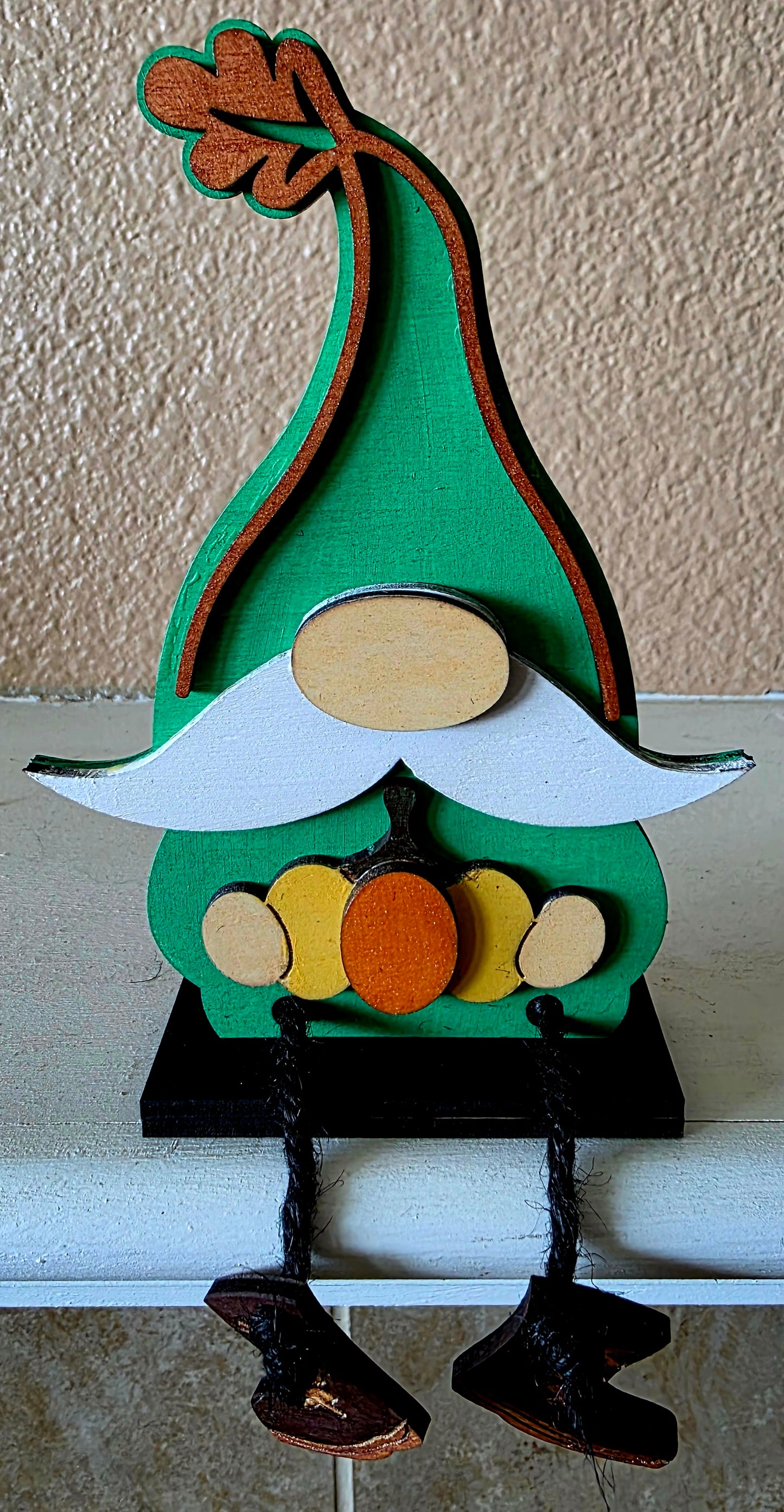 Sitting Gnomes
